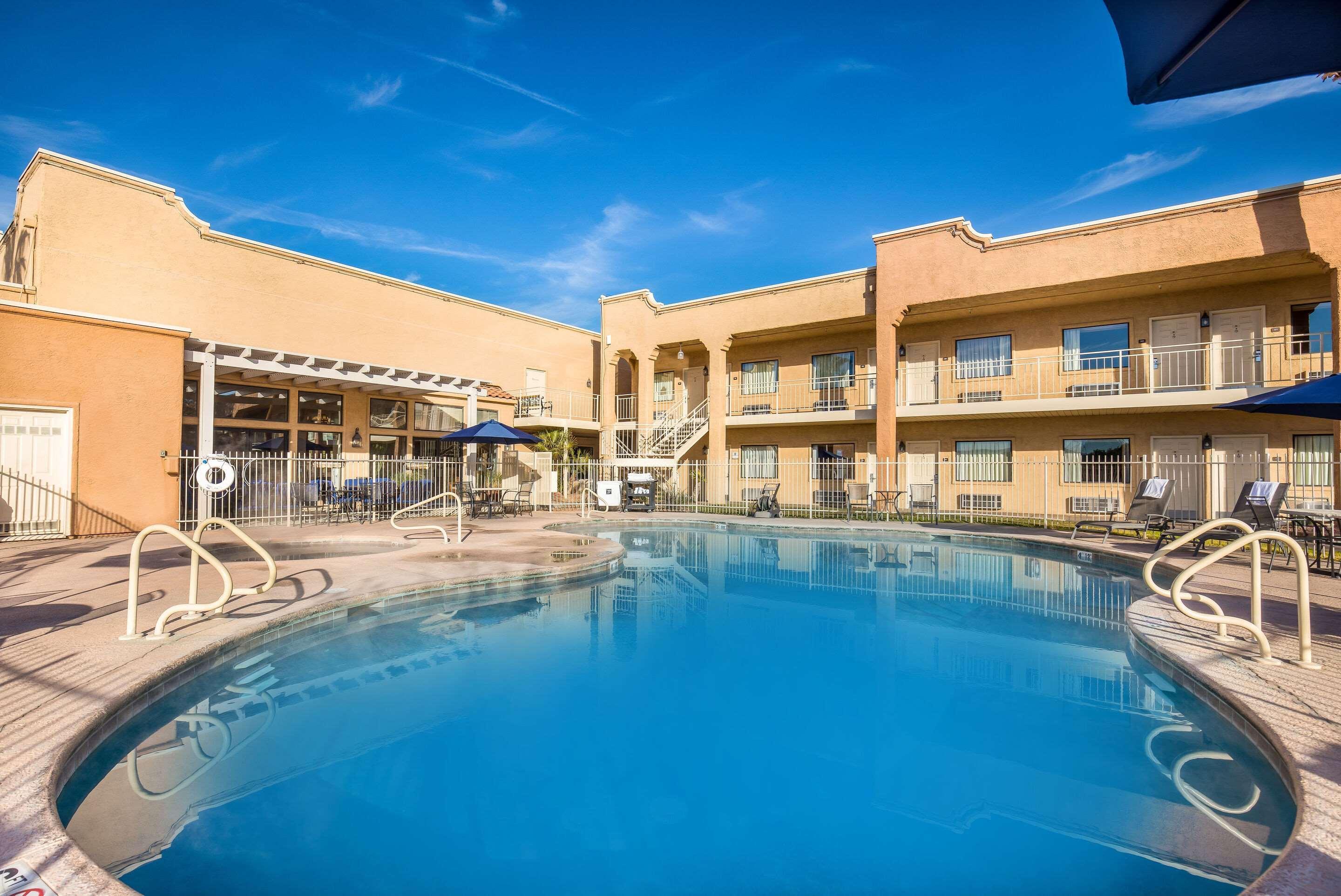 Clarion Suites St George - Convention Center Area St. George Bagian luar foto