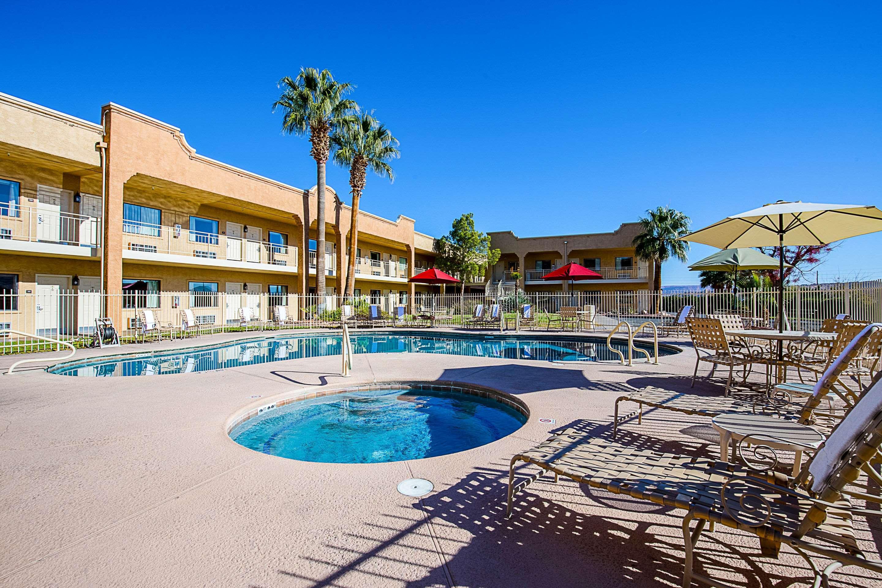 Clarion Suites St George - Convention Center Area St. George Bagian luar foto