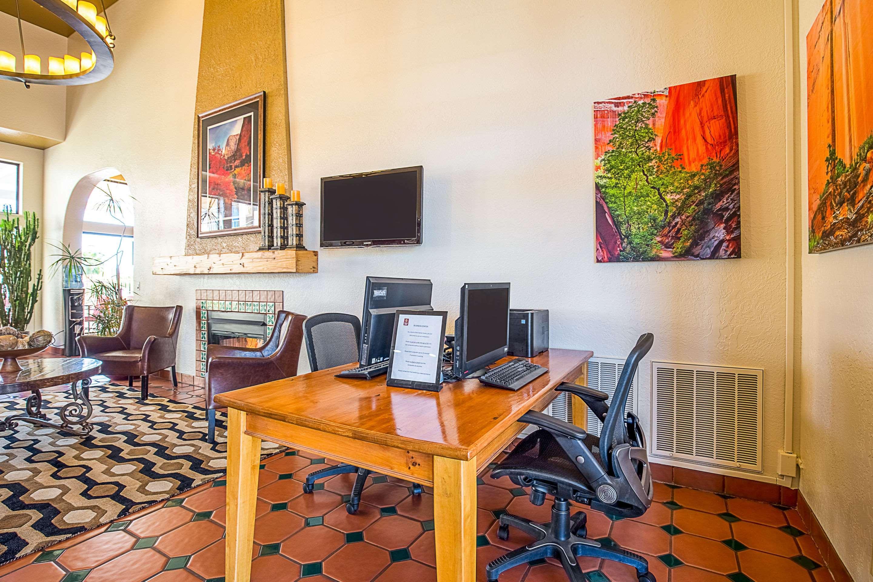 Clarion Suites St George - Convention Center Area St. George Bagian luar foto
