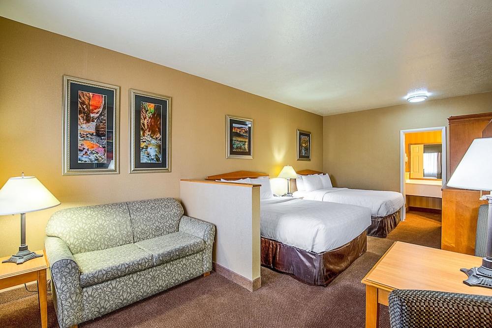 Clarion Suites St George - Convention Center Area St. George Bagian luar foto